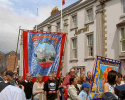 deaf_hill_banner_outside_the_county_hotel