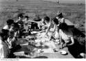 1951-family-picnic-hart